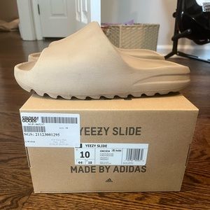 Yeezy PURE slides size 10